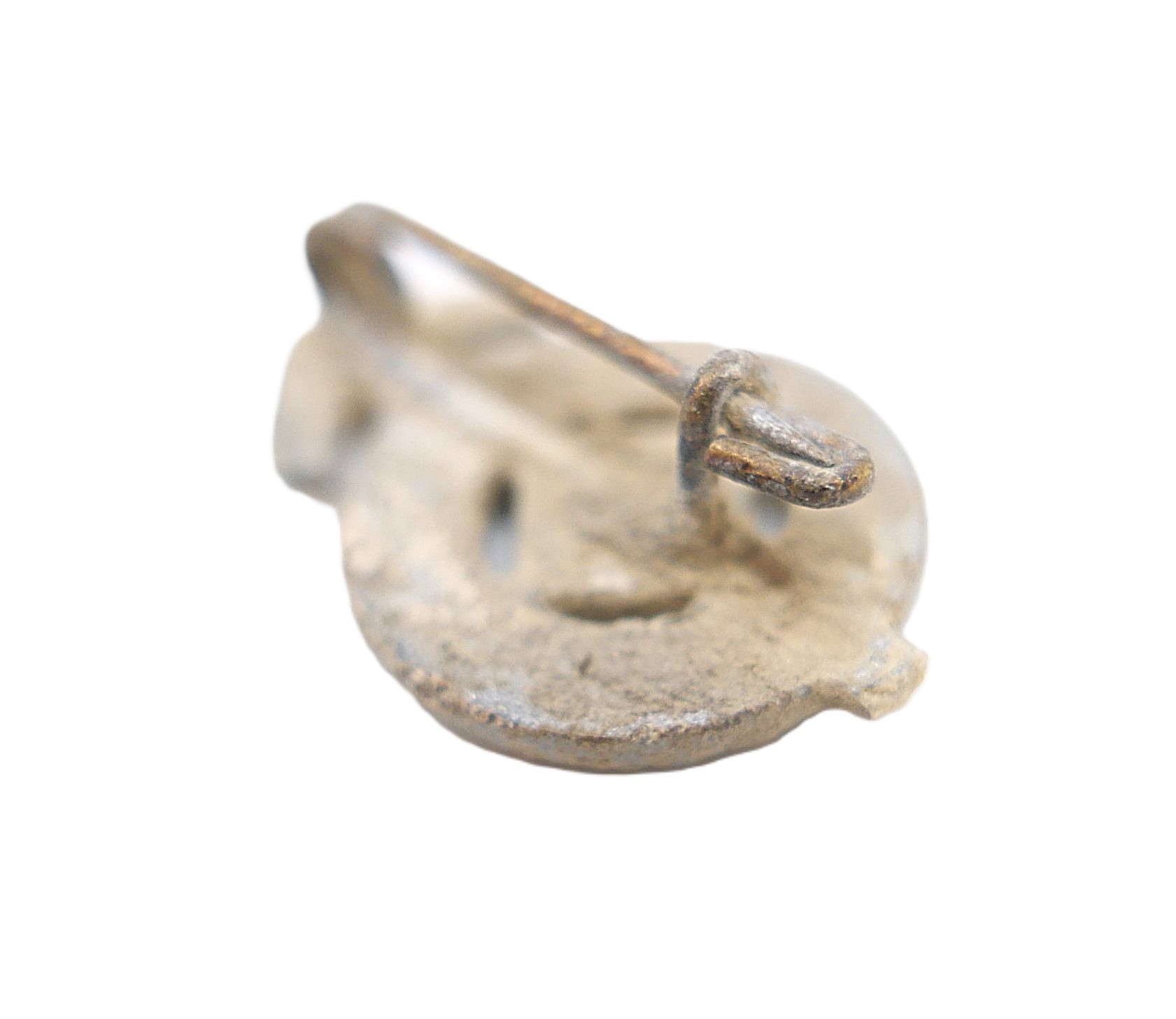 Miniatur zum HJ (Hitlerjugend) Leistungsabzeichen – Bodenfund – Bild 2